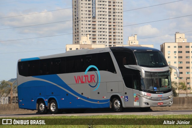 Valtur Turismo 500 na cidade de Balneário Camboriú, Santa Catarina, Brasil, por Altair Júnior. Número da foto: #12835942.