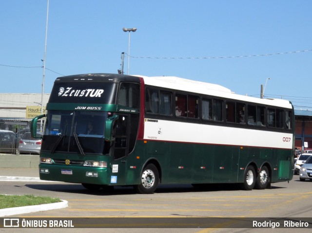 ZeusTur Turismo 3000 na cidade de Porto Alegre, Rio Grande do Sul, Brasil, por Rodrigo  Ribeiro. Número da foto: #12834405.