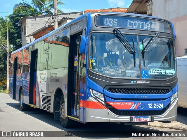 Auto Viação Bragança Metropolitana > Viação Raposo Tavares 12.2524 na cidade de Cotia, São Paulo, Brasil, por Matheus Neri dos Santos. Número da foto: #12834751.