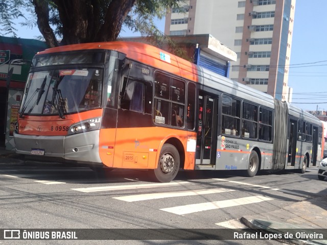 TRANSPPASS - Transporte de Passageiros 8 0958 na cidade de São Paulo, São Paulo, Brasil, por Rafael Lopes de Oliveira. Número da foto: #12839790.