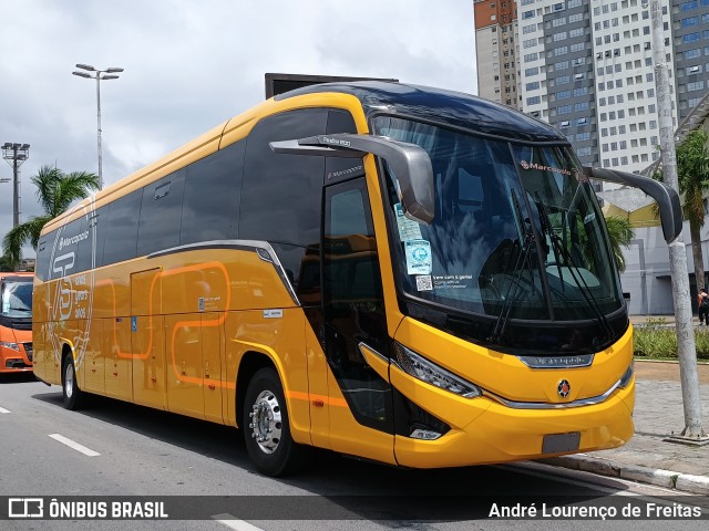 Marcopolo  na cidade de Barueri, São Paulo, Brasil, por André Lourenço de Freitas. Número da foto: #12838114.