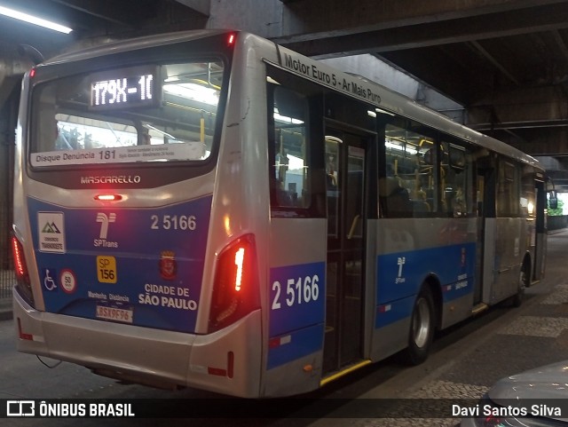 Cooperativa Fênix > Spencer Transporte 2 5166 na cidade de São Paulo, São Paulo, Brasil, por Davi Santos Silva. Número da foto: #12837065.