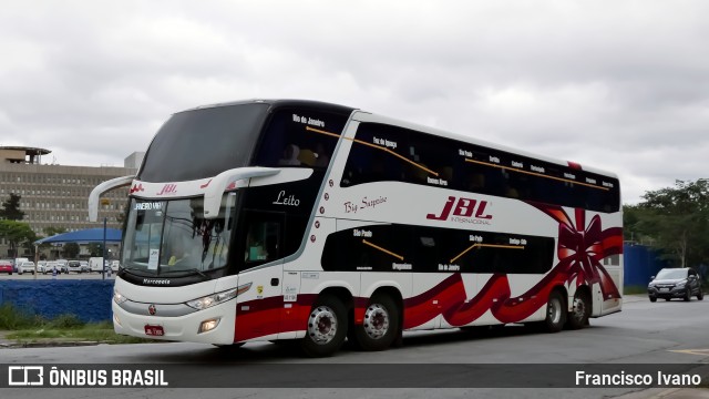 JBL Turismo 7300 na cidade de São Paulo, São Paulo, Brasil, por Francisco Ivano. Número da foto: #12836878.
