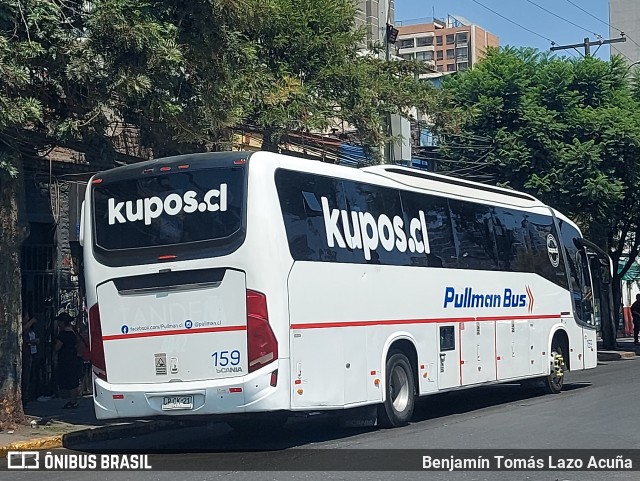 Pullman Bus 159 na cidade de Estación Central, Santiago, Metropolitana de Santiago, Chile, por Benjamín Tomás Lazo Acuña. Número da foto: #12839914.