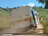Escolares 930 na cidade de Ataléia, Minas Gerais, Brasil, por Gean Lucas. Número da foto: #12839482.