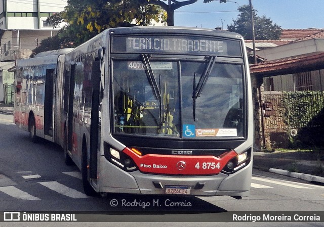 Express Transportes Urbanos Ltda 4 8754 na cidade de São Paulo, São Paulo, Brasil, por Rodrigo Moreira Correia. Número da foto: #12841593.