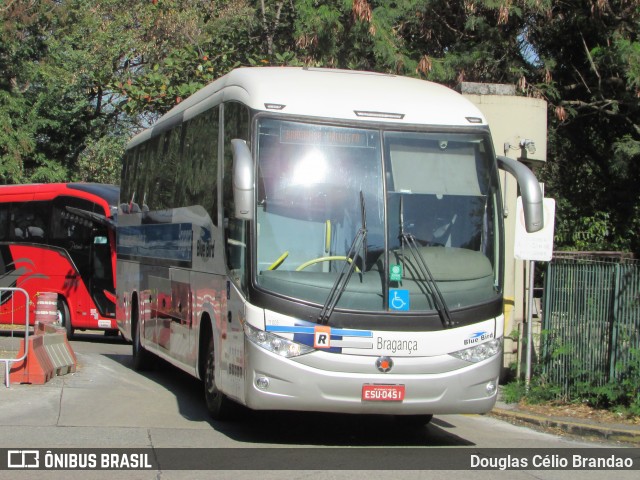 Auto Viação Bragança 11005 na cidade de São Paulo, São Paulo, Brasil, por Douglas Célio Brandao. Número da foto: #12841741.