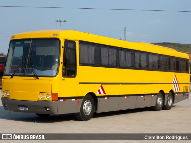 Associação de Preservação de Ônibus Clássicos 4387 na cidade de Duque de Caxias, Rio de Janeiro, Brasil, por Clemilton Rodrigues . Número da foto: #12842107.