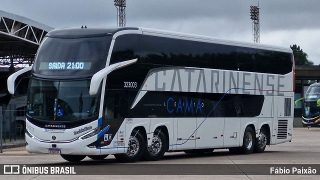 Auto Viação Catarinense 323003 na cidade de Curitiba, Paraná, Brasil, por Fábio Paixão. Número da foto: #12840623.