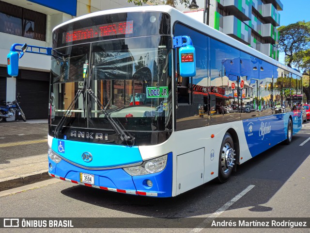Transportes Otto y Eladio Leiva 04 na cidade de Hospital, San José, San José, Costa Rica, por Andrés Martínez Rodríguez. Número da foto: #12841147.