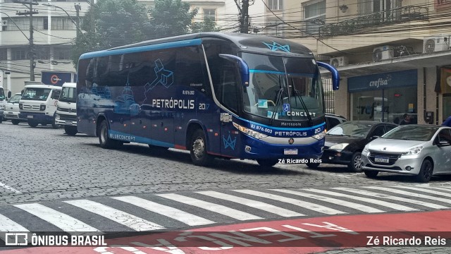 Petrópolis Turismo RJ 876.003 na cidade de Petrópolis, Rio de Janeiro, Brasil, por Zé Ricardo Reis. Número da foto: #12840855.