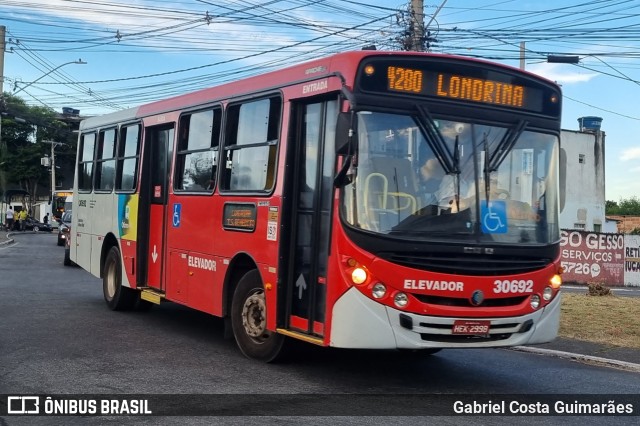 Expresso Luziense > Territorial Com. Part. e Empreendimentos 30692 na cidade de Santa Luzia, Minas Gerais, Brasil, por Gabriel Costa Guimarães. Número da foto: #12842191.