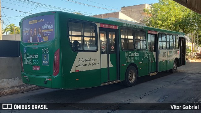 Viação Paraense Cuiabá Transportes 1015 na cidade de Cuiabá, Mato Grosso, Brasil, por Vitor Gabriel. Número da foto: #12842848.