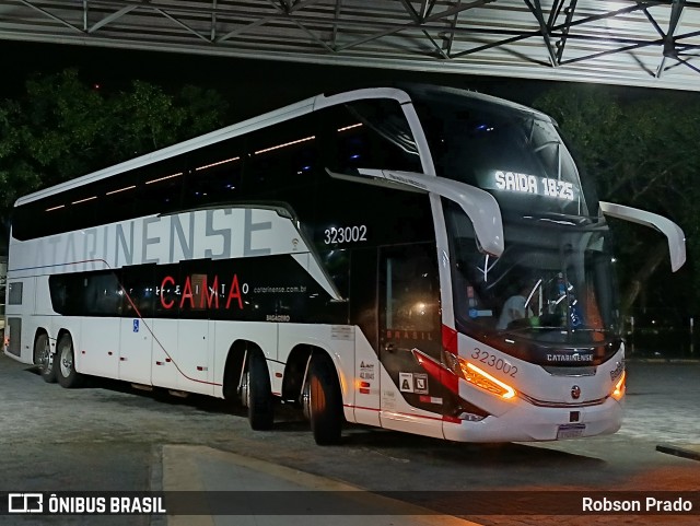 Auto Viação Catarinense 323002 na cidade de São José dos Campos, São Paulo, Brasil, por Robson Prado. Número da foto: #12844757.