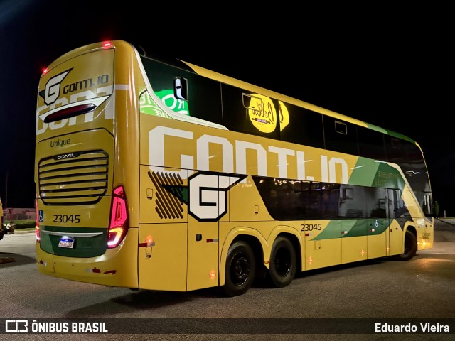 Empresa Gontijo de Transportes 23045 na cidade de São Sebastião da Bela Vista, Minas Gerais, Brasil, por Eduardo Vieira. Número da foto: #12842920.