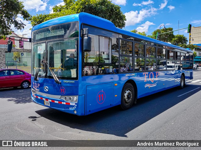 TQP - Transportes Quepos Puntarenas 11 na cidade de Catedral, San José, San José, Costa Rica, por Andrés Martínez Rodríguez. Número da foto: #12844205.
