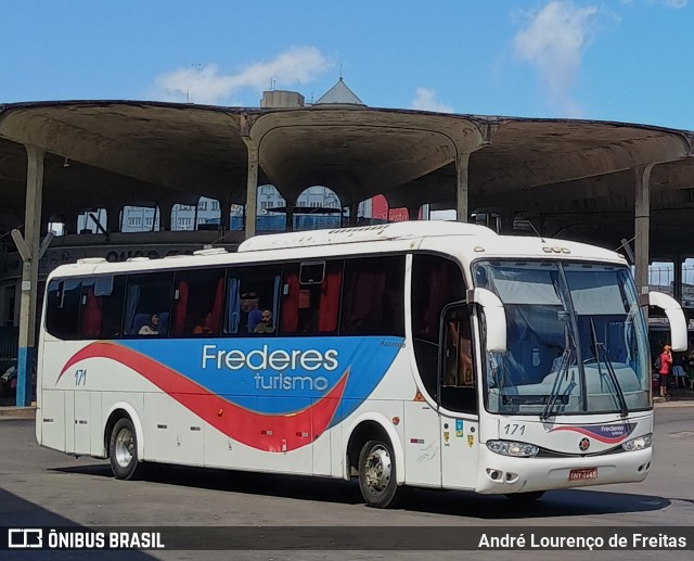Expresso Frederes > Frederes Turismo 171 na cidade de Porto Alegre, Rio Grande do Sul, Brasil, por André Lourenço de Freitas. Número da foto: #12845408.