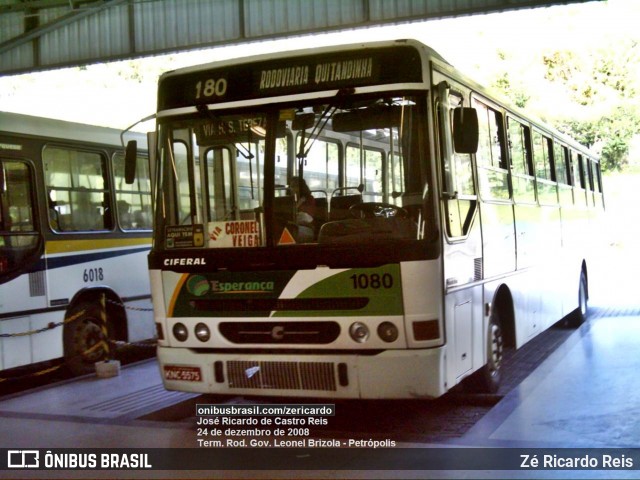 Viação Esperança Petrópolis 1080 na cidade de Petrópolis, Rio de Janeiro, Brasil, por Zé Ricardo Reis. Número da foto: #12846617.