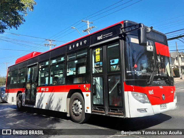 STP Santiago 076 na cidade de Maipú, Santiago, Metropolitana de Santiago, Chile, por Benjamín Tomás Lazo Acuña. Número da foto: #12846330.