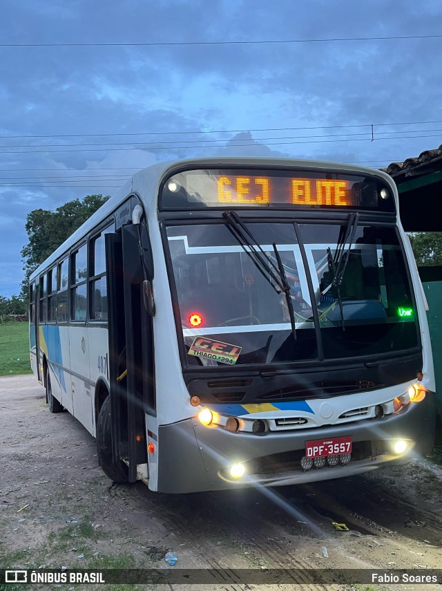 Ônibus Particulares 487 na cidade de Bragança, Pará, Brasil, por Fabio Soares. Número da foto: #12847263.