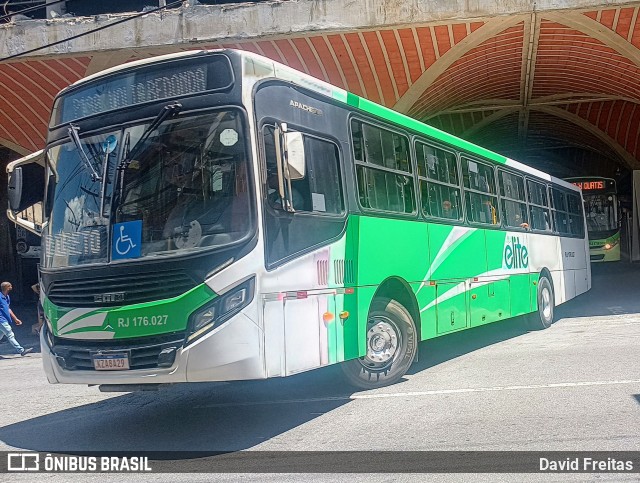 Viação Elite RJ 176.027 na cidade de Barra Mansa, Rio de Janeiro, Brasil, por David Freitas. Número da foto: #12847728.