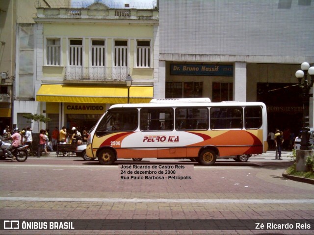 Petro Ita Transportes Coletivos de Passageiros 2506 na cidade de Petrópolis, Rio de Janeiro, Brasil, por Zé Ricardo Reis. Número da foto: #12846629.