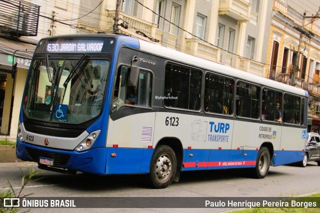 Turb Petrópolis > Turp -Transporte Urbano de Petrópolis 6123 na cidade de Petrópolis, Rio de Janeiro, Brasil, por Paulo Henrique Pereira Borges. Número da foto: #12846752.