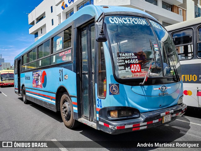 Cenbus 31 na cidade de Catedral, San José, San José, Costa Rica, por Andrés Martínez Rodríguez. Número da foto: #12846779.