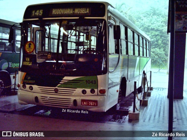 Viação Esperança Petrópolis 1043 na cidade de Petrópolis, Rio de Janeiro, Brasil, por Zé Ricardo Reis. Número da foto: #12846612.