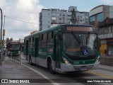 Sudeste Transportes Coletivos 3305 na cidade de Porto Alegre, Rio Grande do Sul, Brasil, por Joao Victor da costa. Número da foto: #:id.