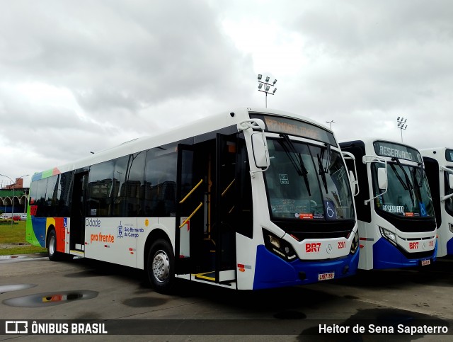 BR7 Mobilidade 2201 na cidade de São Bernardo do Campo, São Paulo, Brasil, por Heitor de Sena Sapaterro. Número da foto: #12788305.