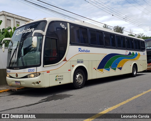 Rodritur 2500 na cidade de Aparecida, São Paulo, Brasil, por Leonardo Carola. Número da foto: #12786582.