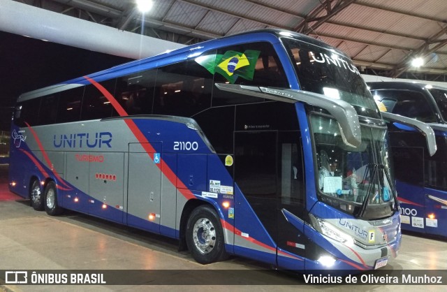 Unitur Turismo 21100 na cidade de Marília, São Paulo, Brasil, por Vinicius de Oliveira Munhoz. Número da foto: #12787622.