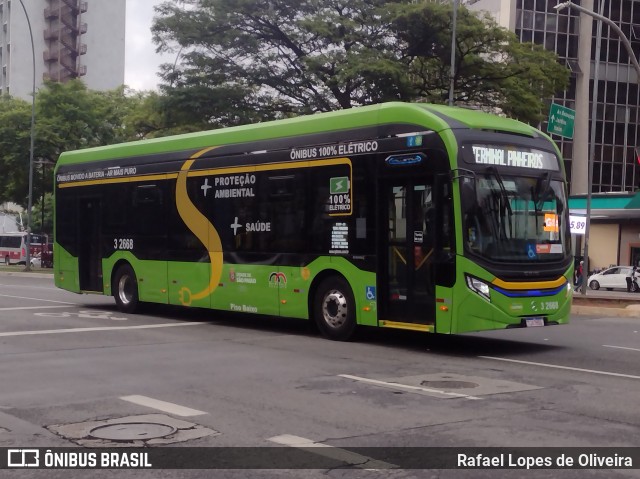 Viação Metrópole Paulista - Zona Leste 3 2668 na cidade de São Paulo, São Paulo, Brasil, por Rafael Lopes de Oliveira. Número da foto: #12786732.
