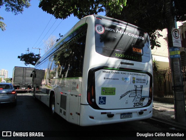 Viação Globo 31296 na cidade de Belo Horizonte, Minas Gerais, Brasil, por Douglas Célio Brandao. Número da foto: #12786822.