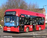Metroline WSE2935 na cidade de London, Greater London, Inglaterra, por Fábio Takahashi Tanniguchi. Número da foto: #12787564.