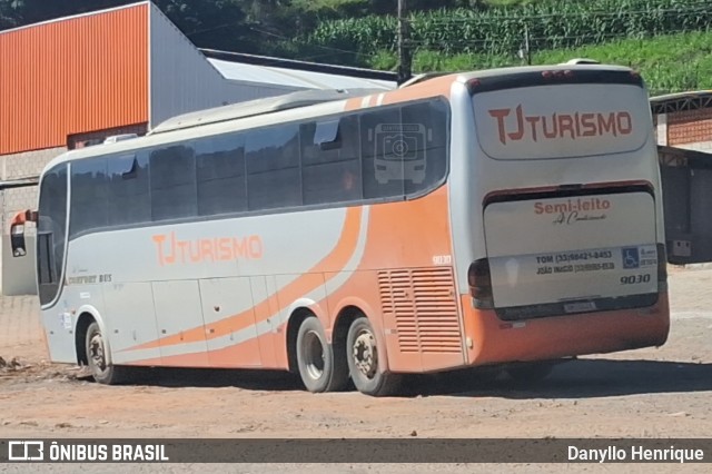 TJ Turismo 9030 na cidade de Inhapim, Minas Gerais, Brasil, por Danyllo Henrique. Número da foto: #12790042.