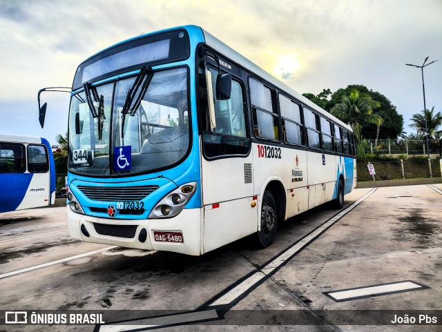 Vega Manaus Transporte 1012032 na cidade de Manaus, Amazonas, Brasil, por João Pbs. Número da foto: #12790326.