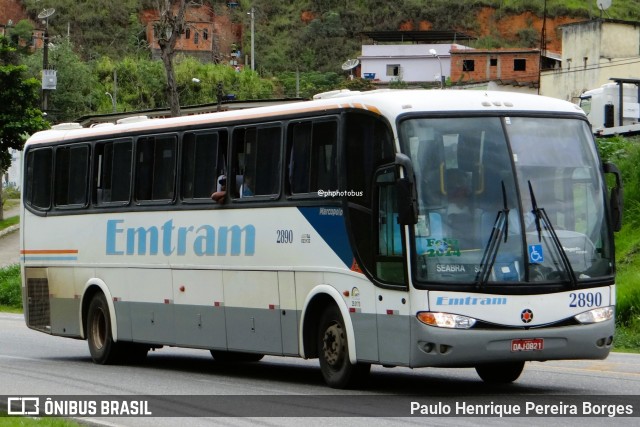 Emtram 2890 na cidade de Barra do Piraí, Rio de Janeiro, Brasil, por Paulo Henrique Pereira Borges. Número da foto: #12790600.
