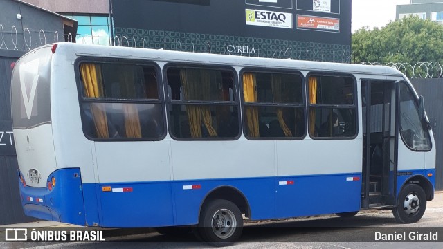 Ônibus Particulares 20430 na cidade de Porto Alegre, Rio Grande do Sul, Brasil, por Daniel Girald. Número da foto: #12792806.