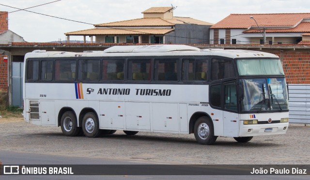 Expresso Santo Antônio 7A71 na cidade de Brasil, por João Paulo Diaz. Número da foto: #12792648.