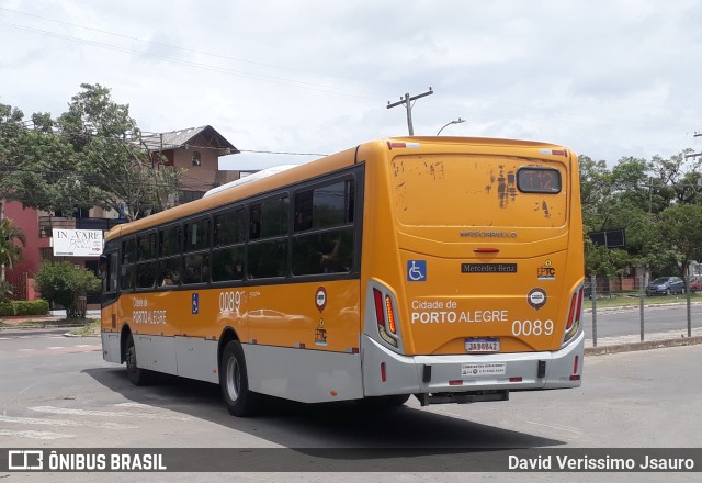 Companhia Carris Porto-Alegrense 0089 na cidade de Porto Alegre, Rio Grande do Sul, Brasil, por David Verissimo Jsauro. Número da foto: #12790968.