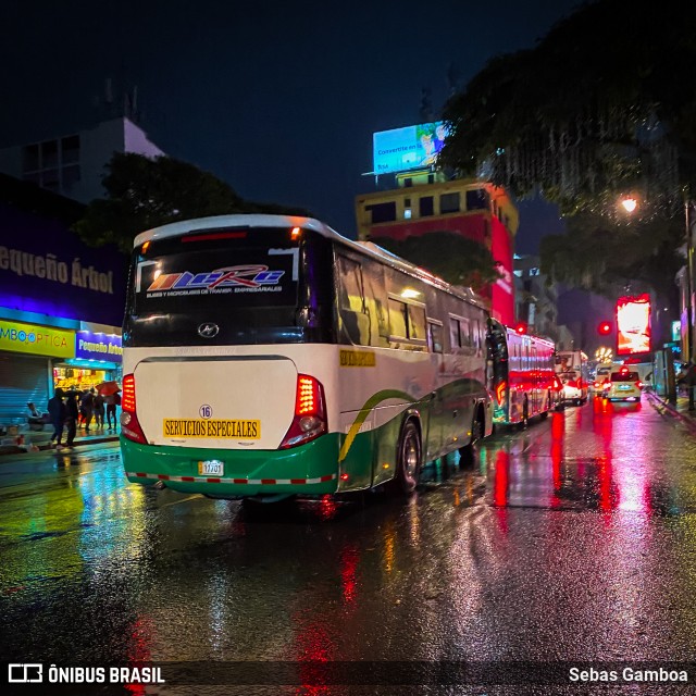 LERC 16 na cidade de San José, San José, Costa Rica, por Sebas Gamboa. Número da foto: #12792552.