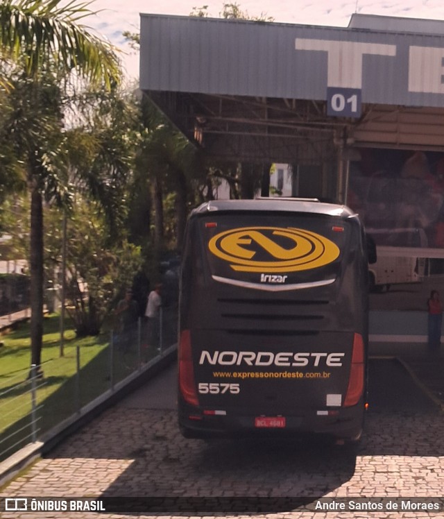 Expresso Nordeste 5575 na cidade de Balneário Camboriú, Santa Catarina, Brasil, por Andre Santos de Moraes. Número da foto: #12791556.