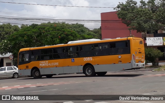 Companhia Carris Porto-Alegrense 0089 na cidade de Porto Alegre, Rio Grande do Sul, Brasil, por David Verissimo Jsauro. Número da foto: #12790970.