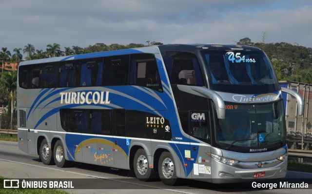 Turiscoll - Turismo Collet Ltda. 32000 na cidade de Santa Isabel, São Paulo, Brasil, por George Miranda. Número da foto: #12794405.