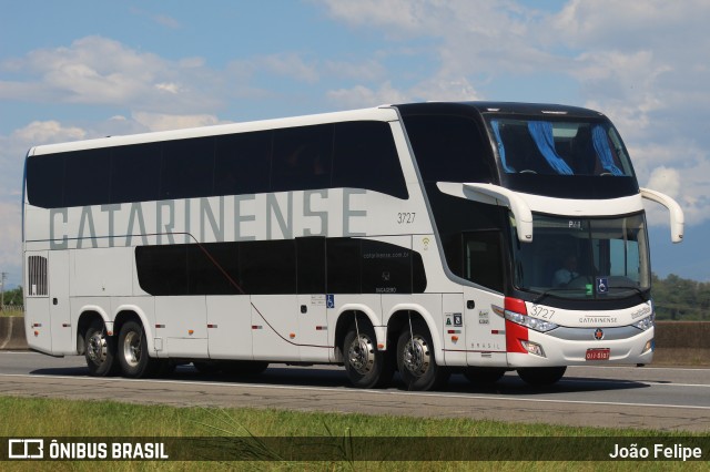 Auto Viação Catarinense 3727 na cidade de Canas, São Paulo, Brasil, por João Felipe. Número da foto: #12795028.
