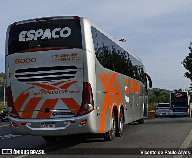 Espaço Transportes e Turismo 8000 na cidade de Aparecida, São Paulo, Brasil, por Vicente de Paulo Alves. Número da foto: #12795250.