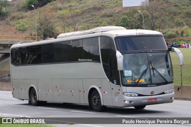 Ulza Turismo 1710 na cidade de Aparecida, São Paulo, Brasil, por Paulo Henrique Pereira Borges. Número da foto: #12793988.