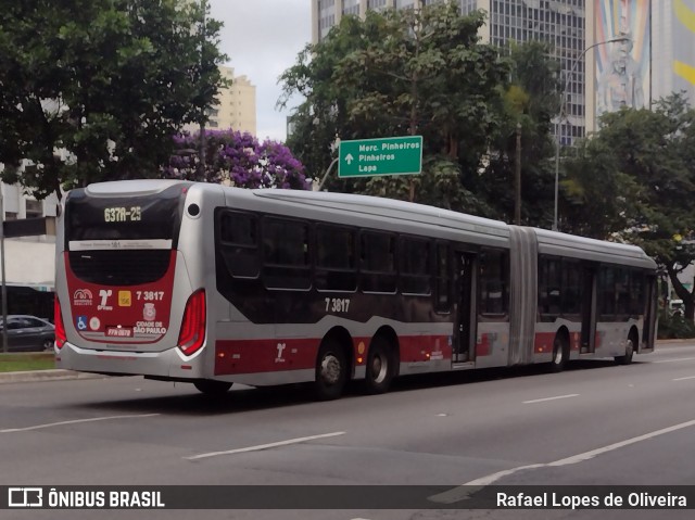 Viação Metrópole Paulista - Zona Sul 7 3817 na cidade de São Paulo, São Paulo, Brasil, por Rafael Lopes de Oliveira. Número da foto: #12793713.